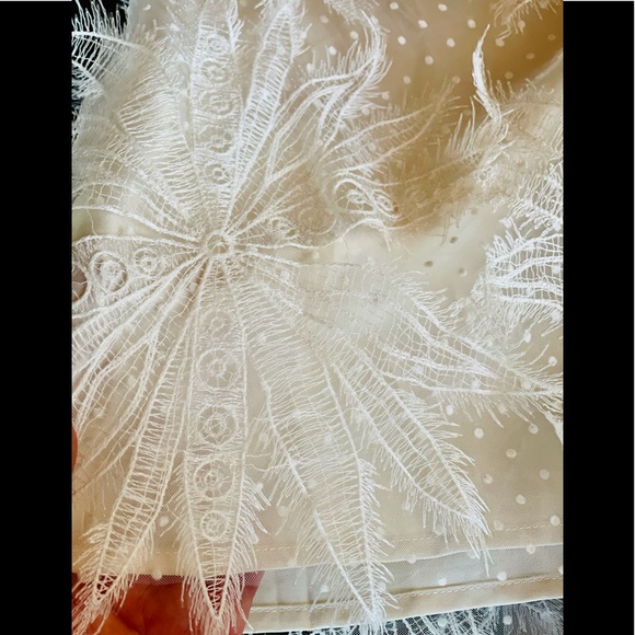 Boho White Floral Appliqué Mesh Daisy Detailed Lux Embroider Mini Summer Dress - Picture 12 of 12